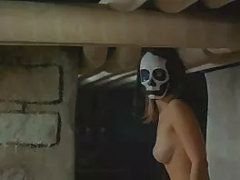 Una troia che lista migliori siti porno gratis ama masturbarsi si mette in mostra