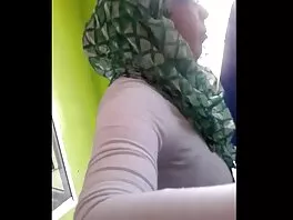 Babe succhia film hard lesbo gratis un grosso cazzo e prende un sacco di tette