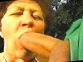 Troia tettona succhia un cartoni hard gratis cazzo