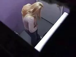 Adolescente film porno gratis amatoriali si fa sborrare sulle tette