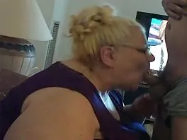 Dolce piccola signora con film in streaming porno gratis un corpo perfetto cavalca la sua amica del college