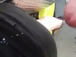 Ragazza rossa in calze che salta sul cazzo e film gay porno gratis sega