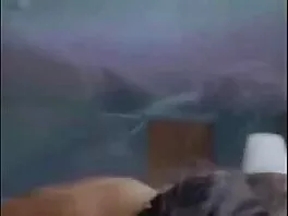 In ginocchio film porno gratis gay e succhia