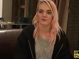 Bionda arrapata succhia un video gay gratis hard cazzo nero