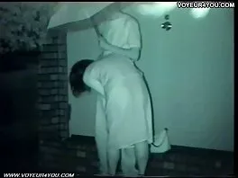 Un adolescente video hard gratis hd sta infilando un dildo dentro