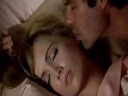 Una troia calda sta leccando un cazzo film hard gratuiti